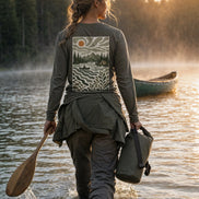 Kanufahren Camping-Bekleidung – Ruhiger Morgen auf dem See – Bio Langarmshirt