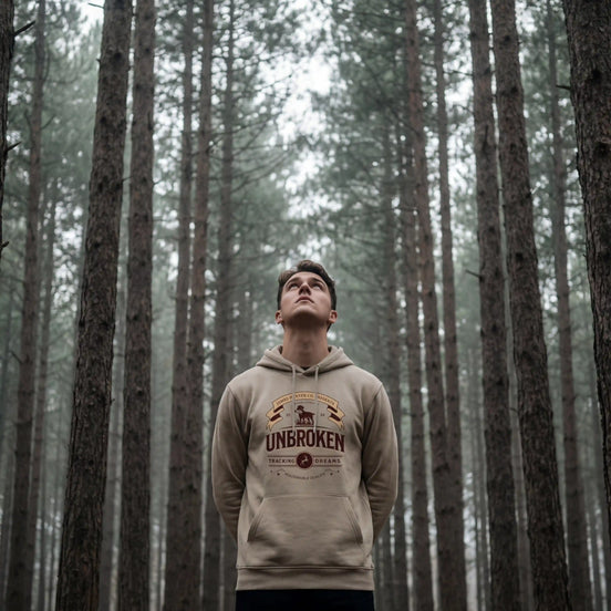 James Hunter - Nature and Beyond Hoodies J. H. Unbroken - Tracking Dreams - Organic Hoodie
